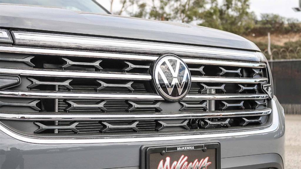 new 2026 Volkswagen Atlas car, priced at $46,230