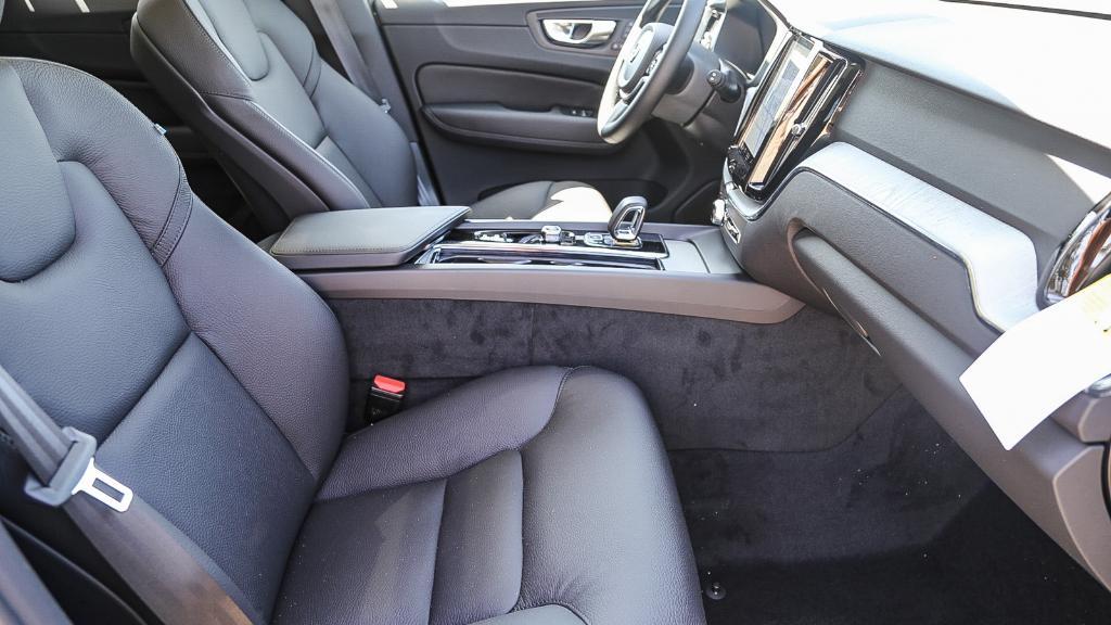 new 2025 Volvo XC60 Plug-In Hybrid car, priced at $52,445