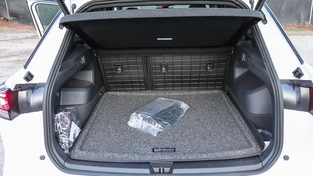 new 2026 Volkswagen Tiguan car, priced at $45,807