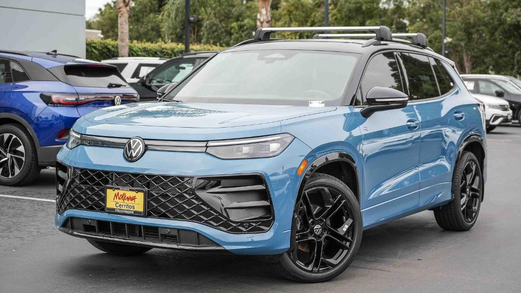 used 2025 Volkswagen Tiguan car, priced at $39,500