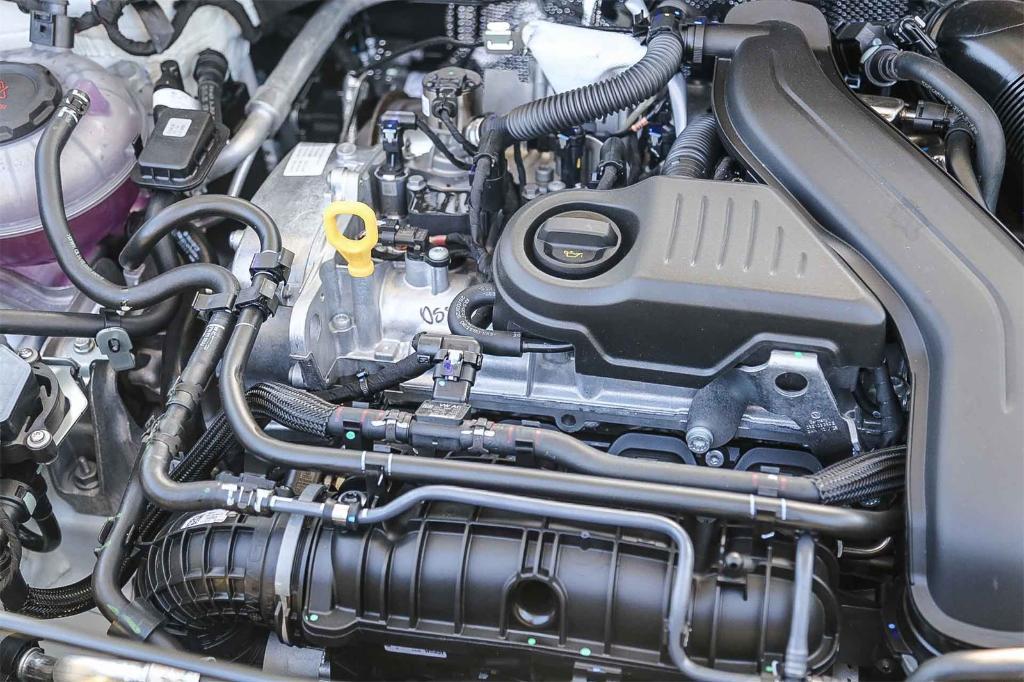 new 2025 Volkswagen Taos car, priced at $26,895