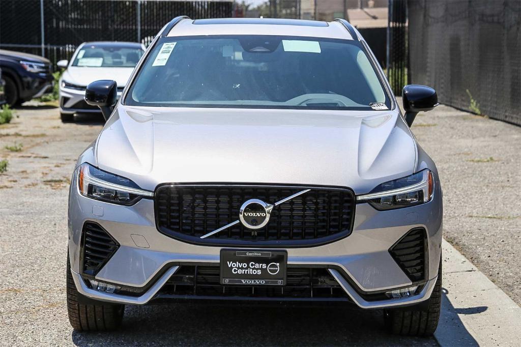 new 2025 Volvo XC60 car, priced at $48,050