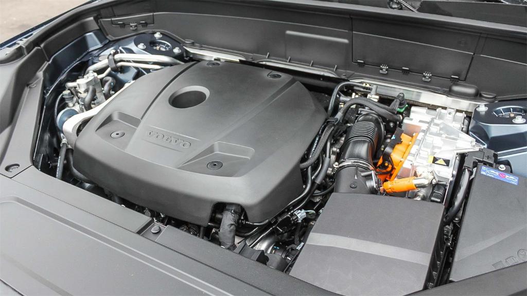 new 2026 Volvo XC90 Plug-In Hybrid car, priced at $79,875