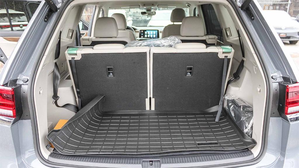 new 2026 Volkswagen Atlas car, priced at $44,729