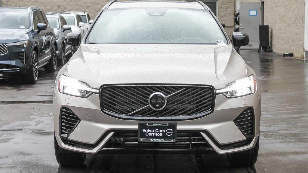 new 2026 Volvo XC60 Plug-In Hybrid car, priced at $67,285