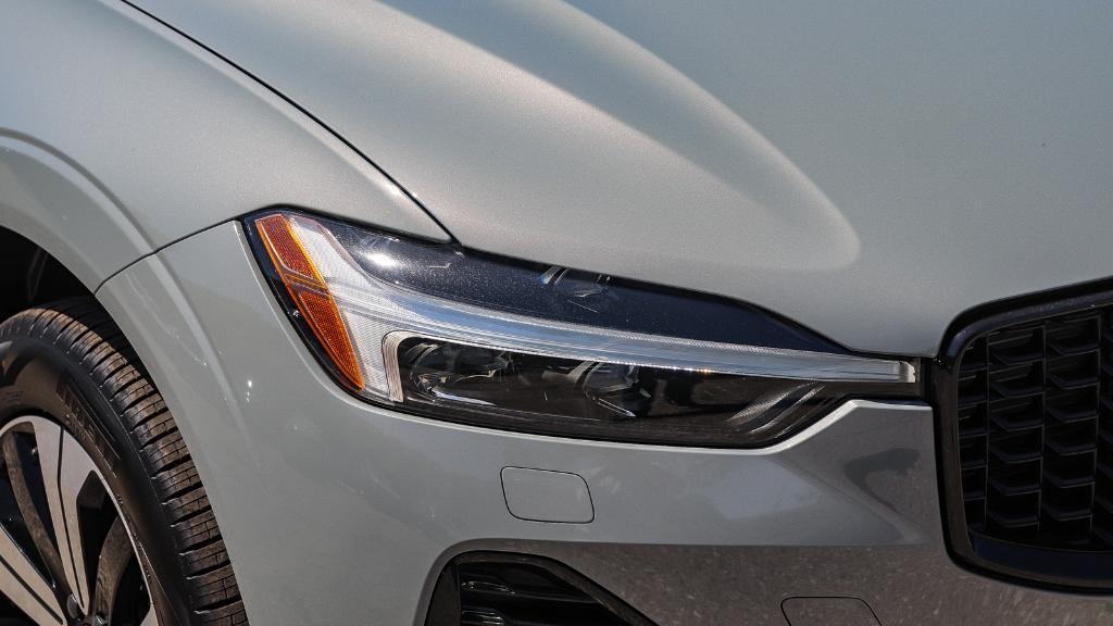 new 2025 Volvo XC60 Plug-In Hybrid car, priced at $47,895
