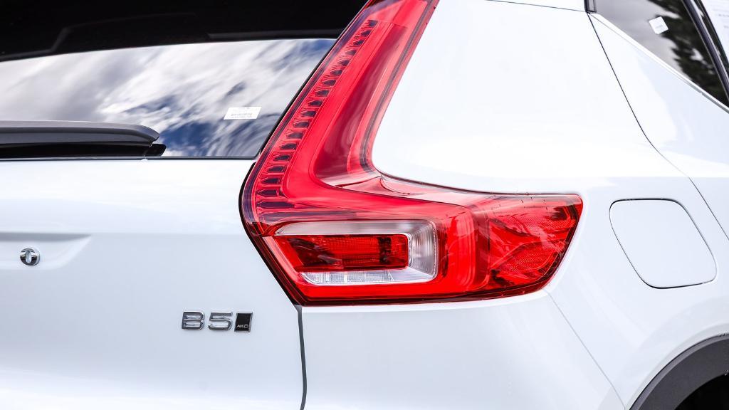 used 2025 Volvo XC40 car, priced at $34,081