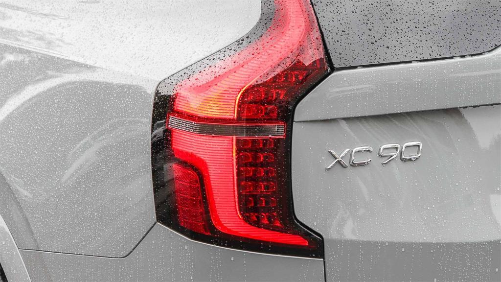 new 2026 Volvo XC90 Plug-In Hybrid car, priced at $83,625