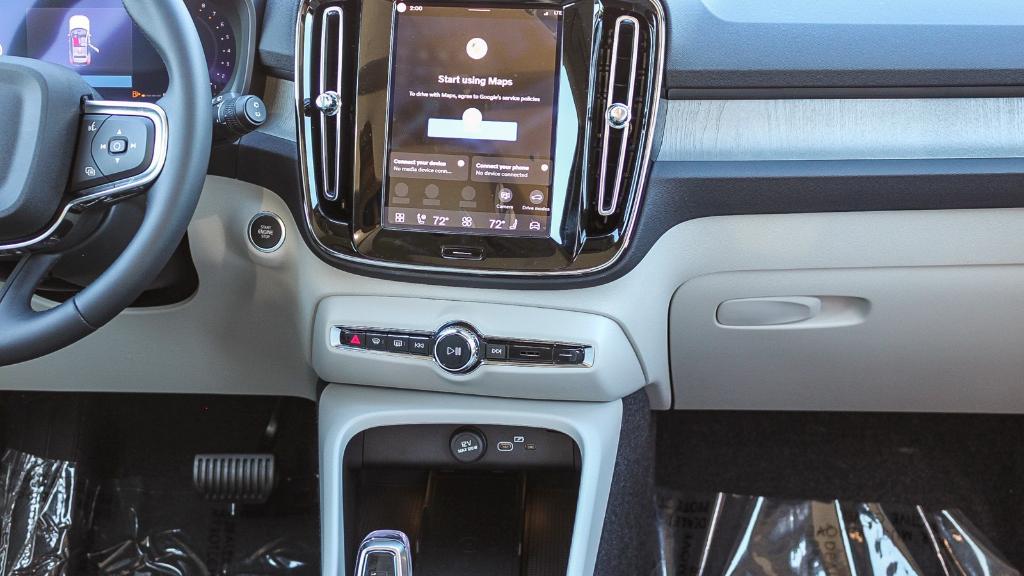 new 2026 Volvo XC40 car, priced at $44,075