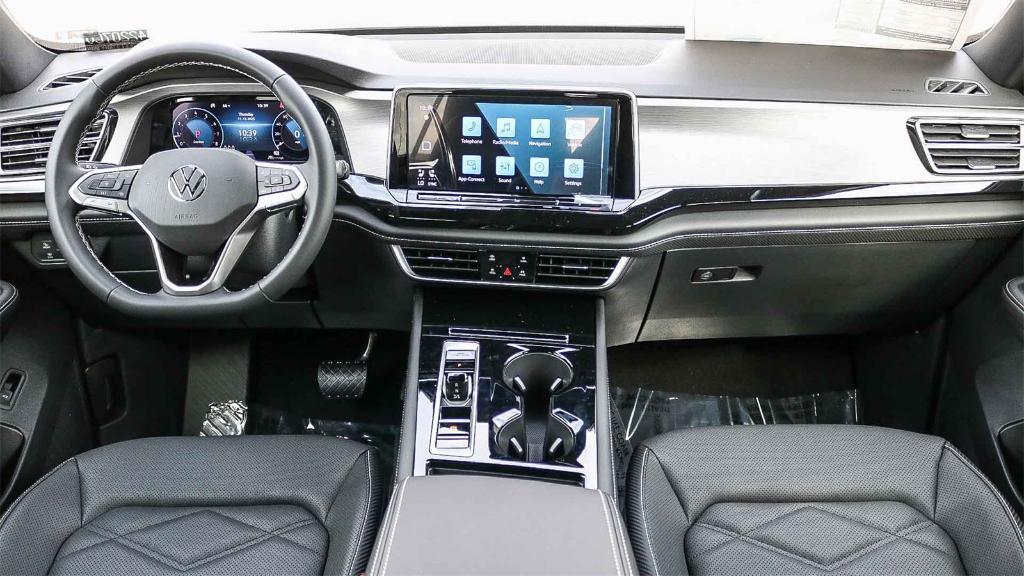 new 2026 Volkswagen Atlas Cross Sport car, priced at $43,833