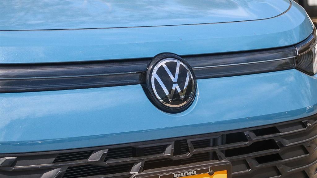 new 2025 Volkswagen Tiguan car, priced at $31,137