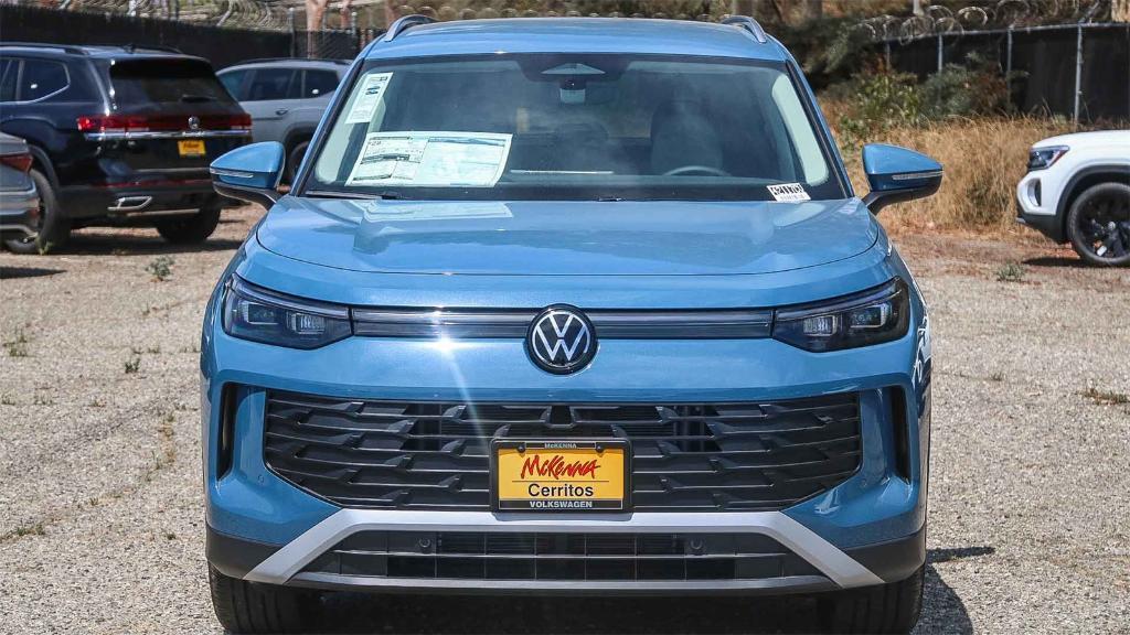 new 2025 Volkswagen Tiguan car, priced at $31,137