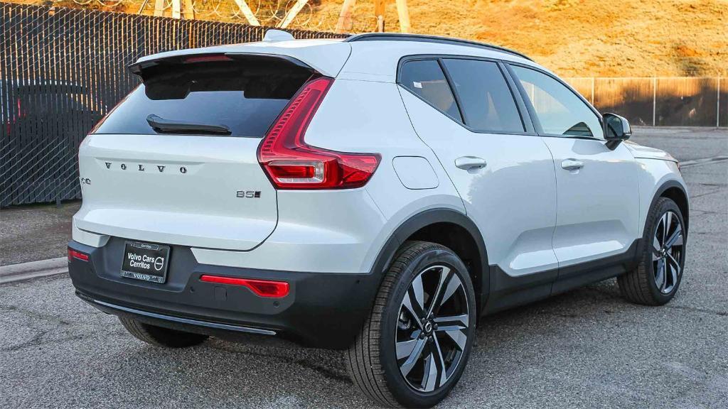 new 2026 Volvo XC40 car, priced at $50,975
