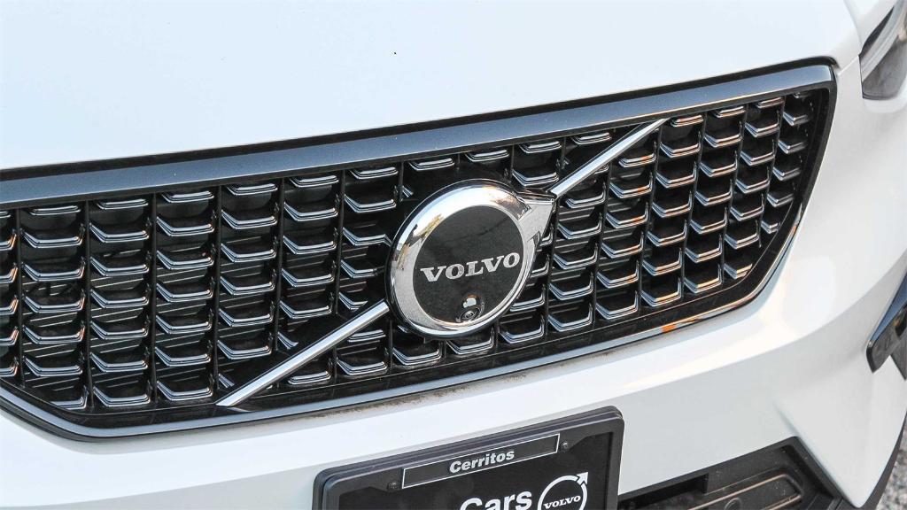 new 2026 Volvo XC40 car, priced at $50,975