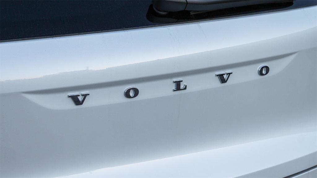 new 2026 Volvo XC40 car, priced at $50,975