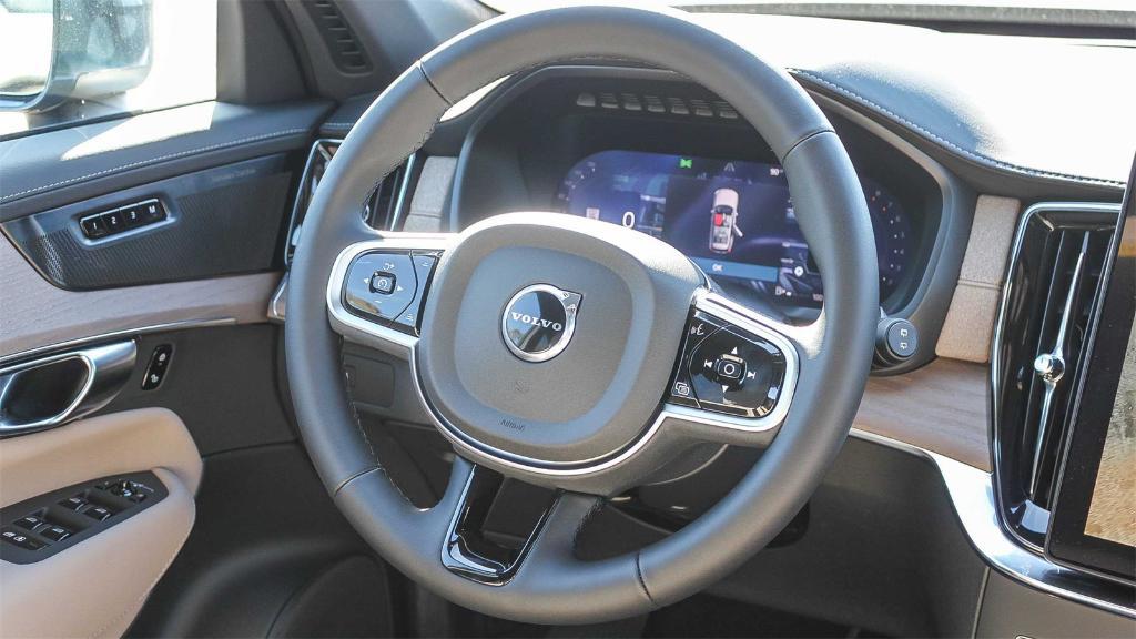 new 2026 Volvo XC90 car, priced at $69,825