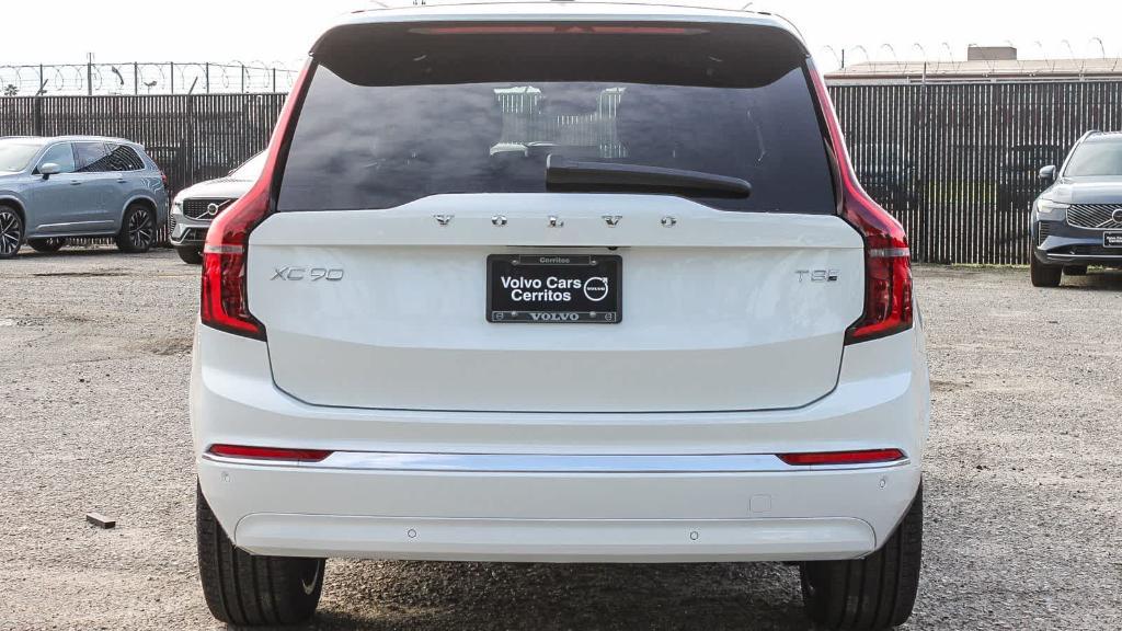 new 2026 Volvo XC90 Plug-In Hybrid car, priced at $75,352