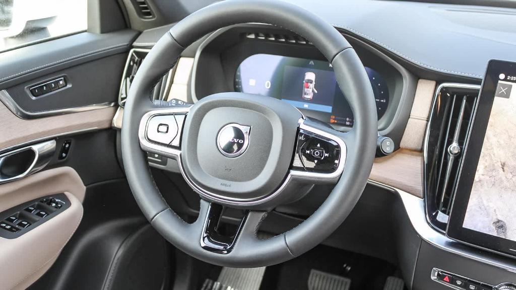 new 2026 Volvo XC90 Plug-In Hybrid car, priced at $79,035