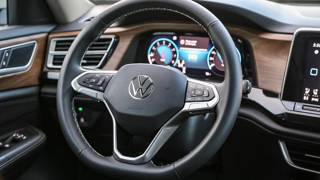 new 2026 Volkswagen Atlas car, priced at $46,524