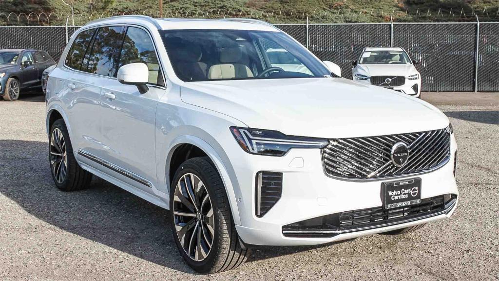 new 2026 Volvo XC90 Plug-In Hybrid car, priced at $79,875