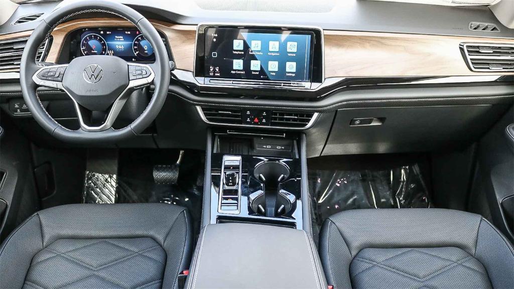 new 2026 Volkswagen Atlas car, priced at $46,090