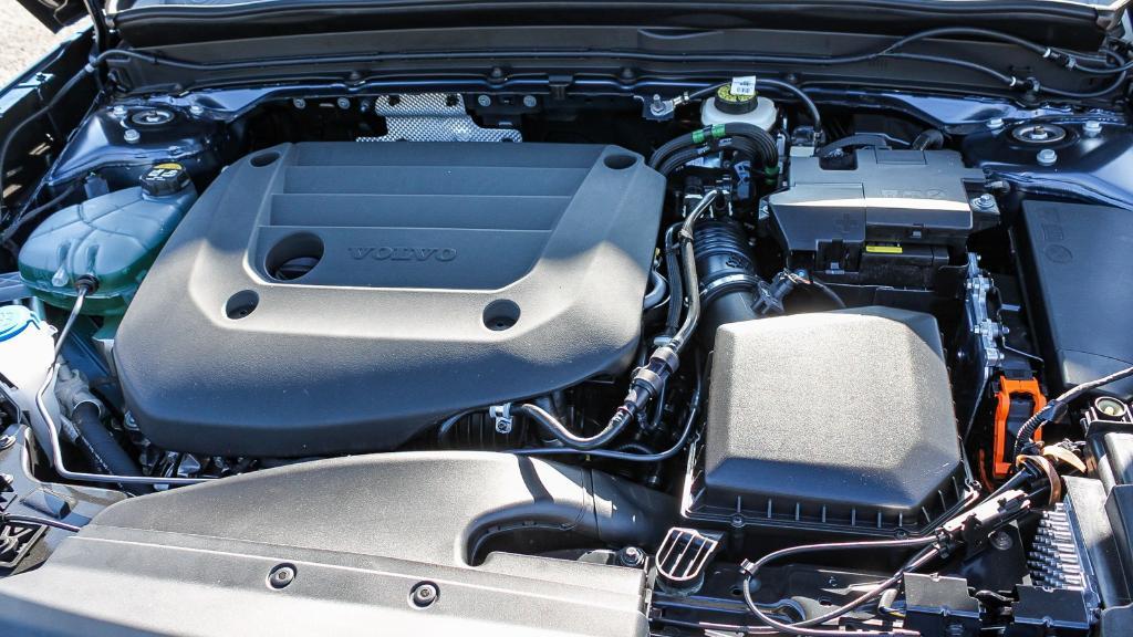 new 2026 Volvo XC40 car, priced at $50,975