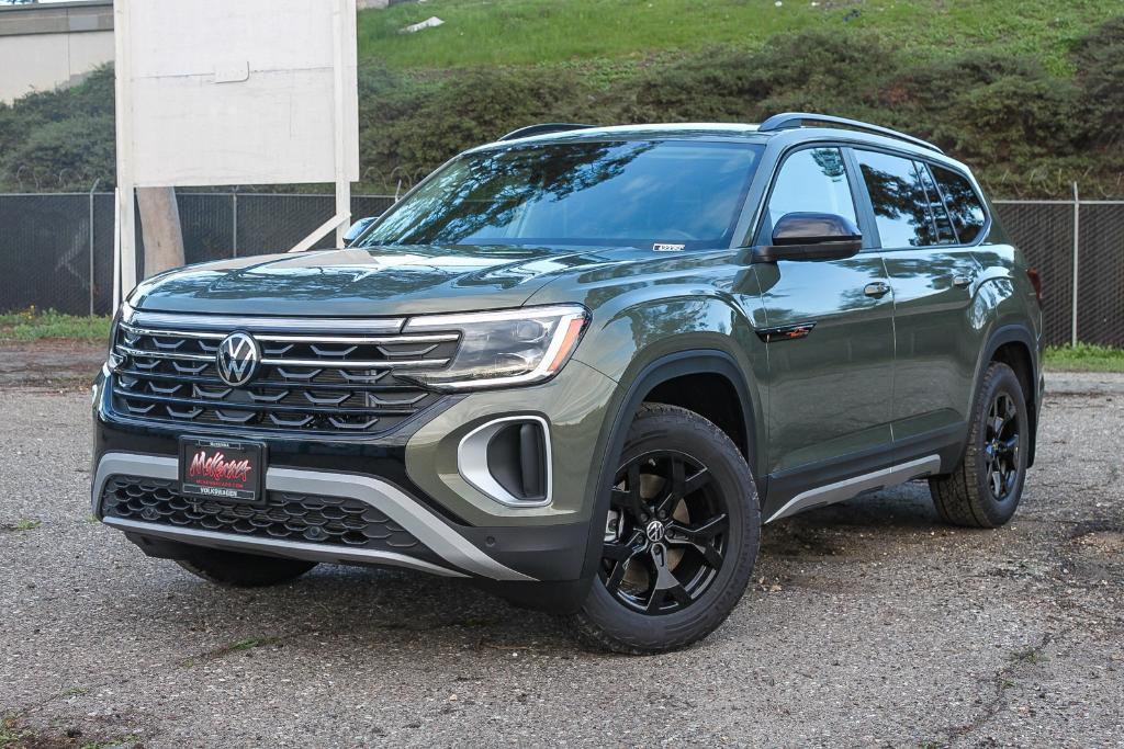 new 2026 Volkswagen Atlas car, priced at $48,321