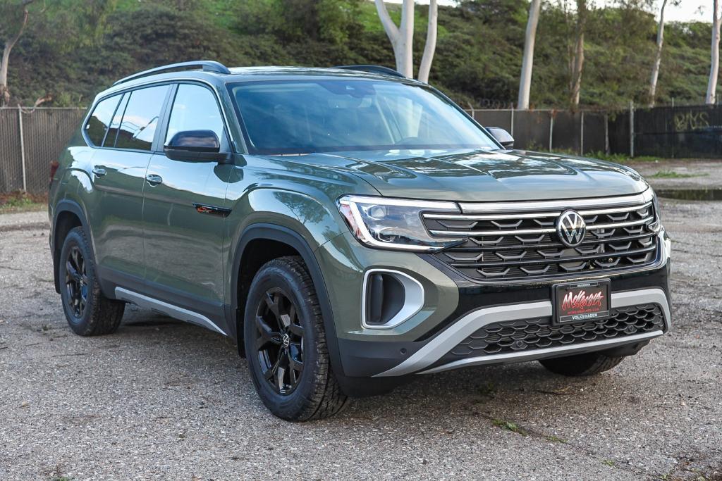 new 2026 Volkswagen Atlas car, priced at $48,321