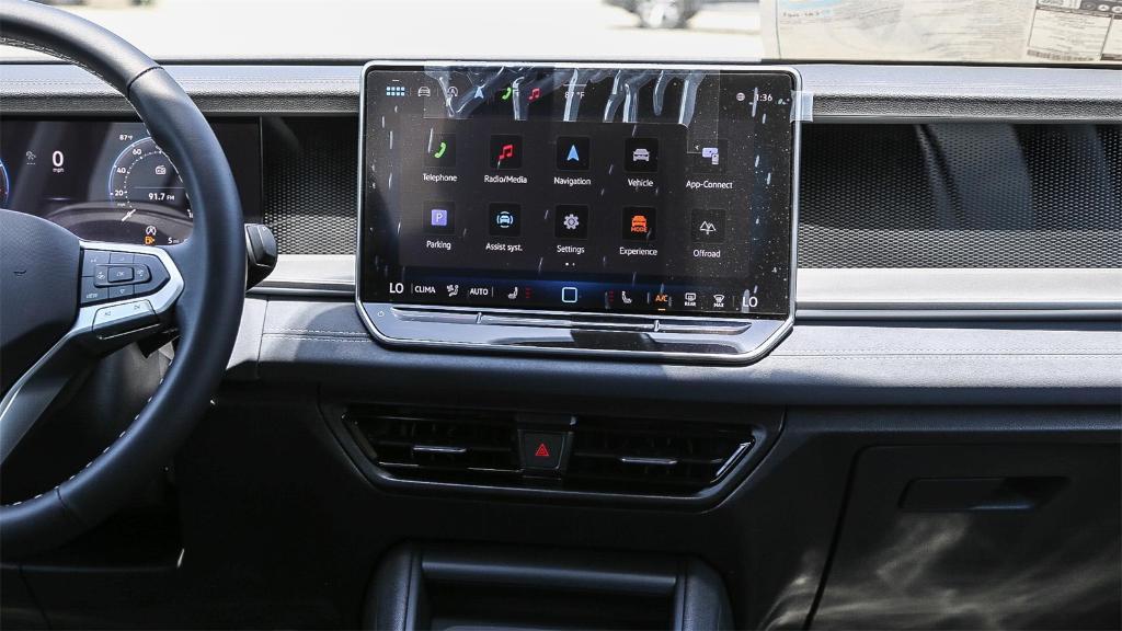 new 2025 Volkswagen Tiguan car, priced at $31,015