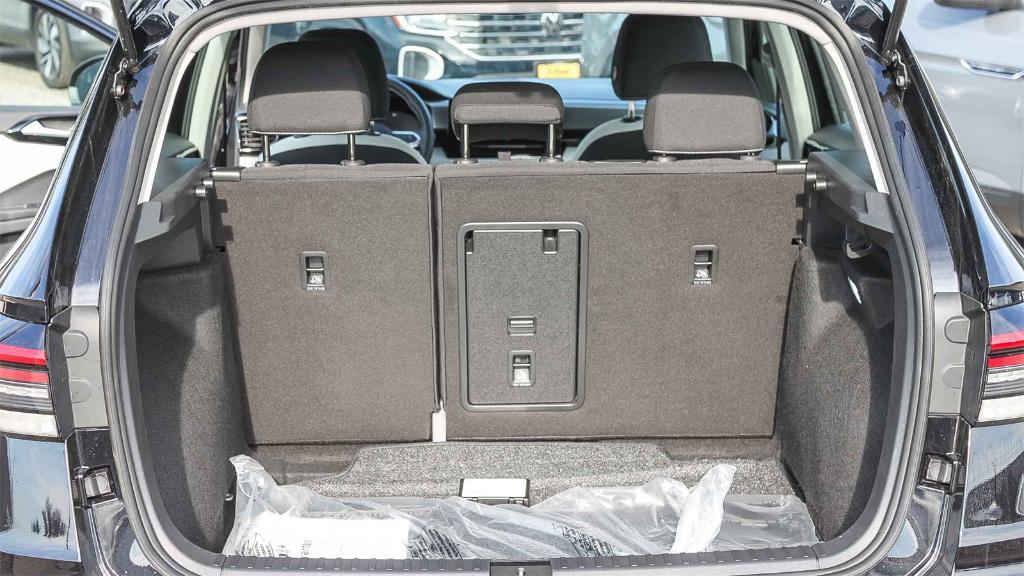 new 2026 Volkswagen Taos car, priced at $28,076