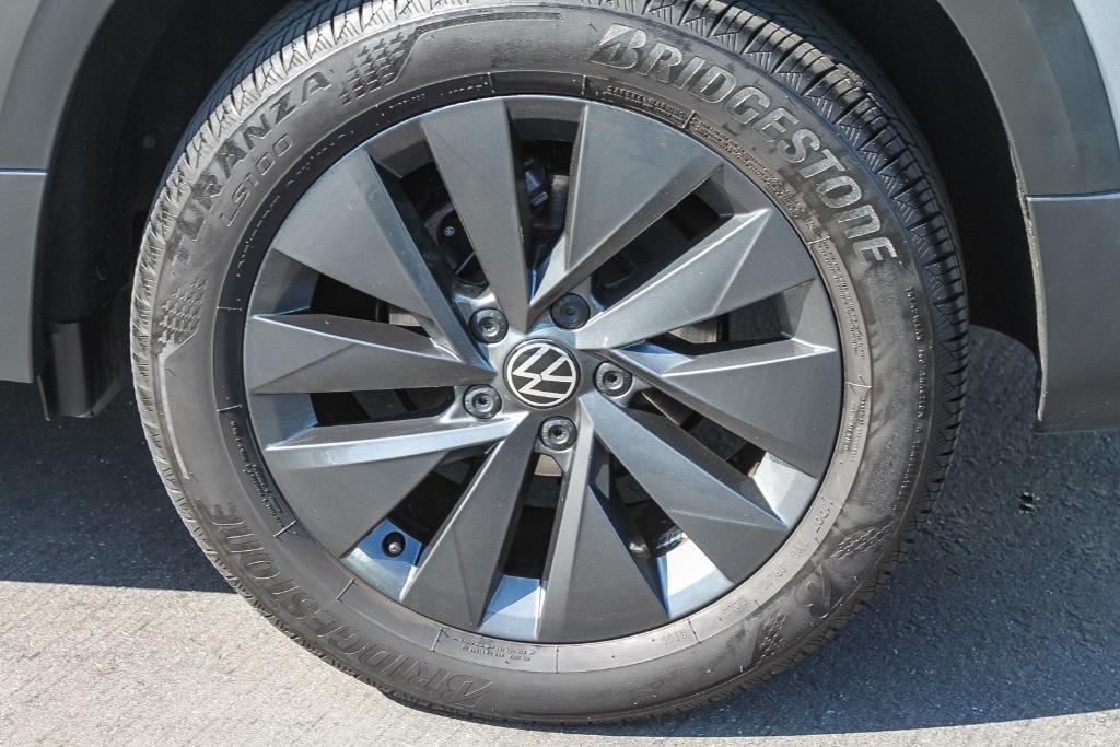 used 2024 Volkswagen Taos car, priced at $18,999