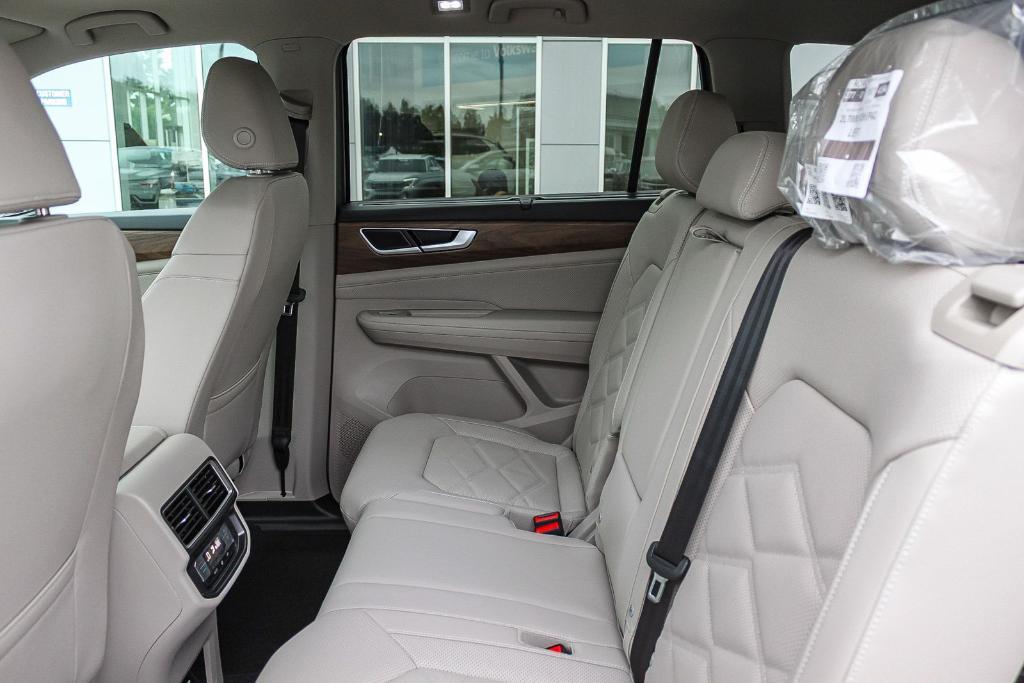 new 2026 Volkswagen Atlas car, priced at $41,578