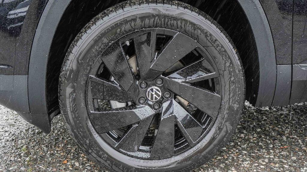 new 2026 Volkswagen Atlas car, priced at $41,578