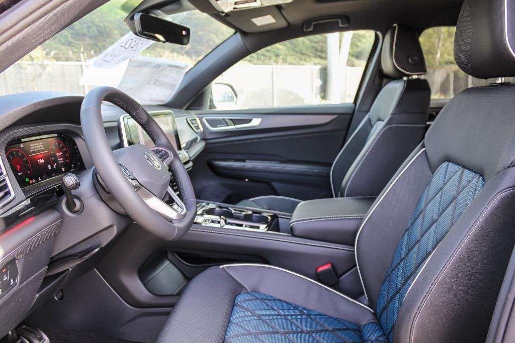 new 2026 Volkswagen Atlas Cross Sport car, priced at $52,900