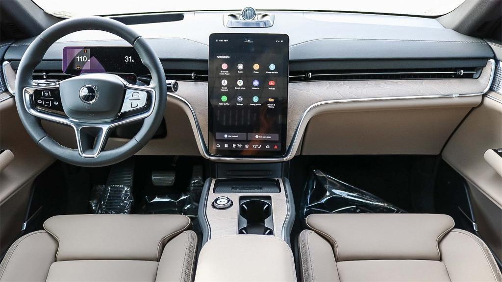 new 2025 Volvo EX90 car, priced at $80,875