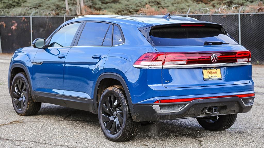 new 2026 Volkswagen Atlas Cross Sport car, priced at $44,457