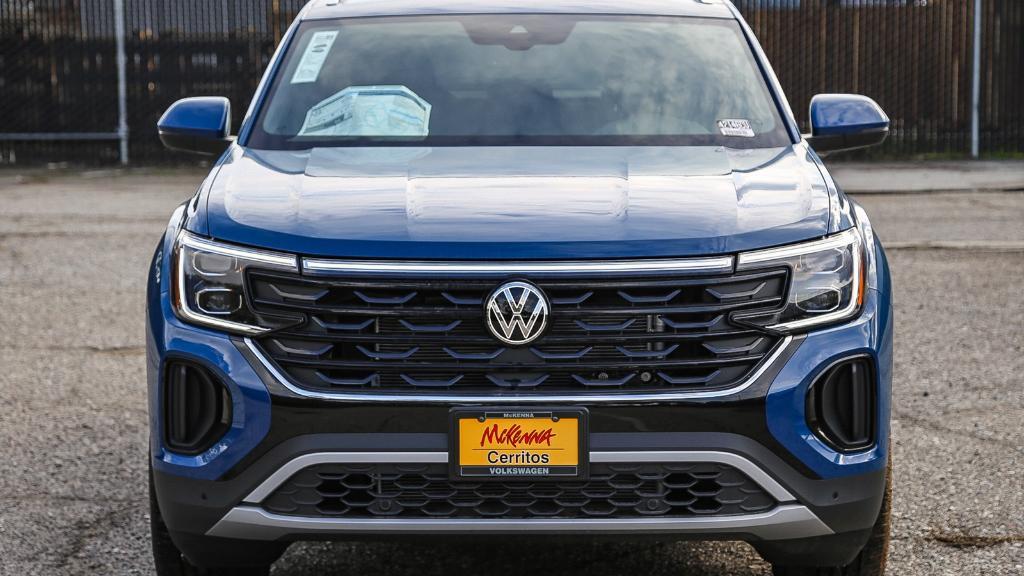 new 2026 Volkswagen Atlas Cross Sport car, priced at $44,457