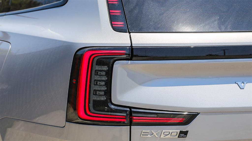 new 2025 Volvo EX90 car, priced at $74,270