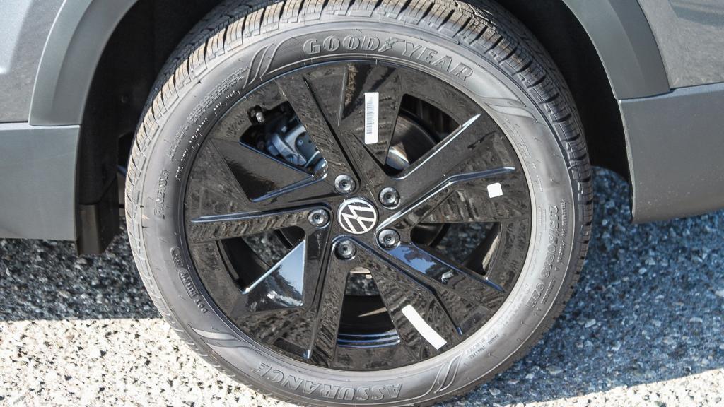 new 2026 Volkswagen Taos car, priced at $32,705