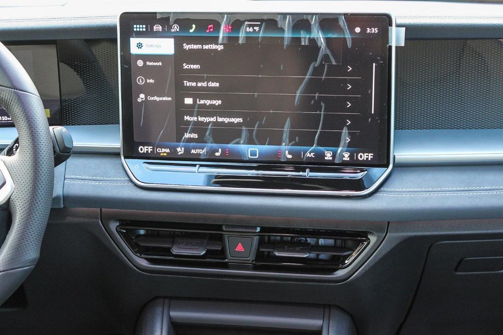 new 2026 Volkswagen Tiguan car, priced at $39,062