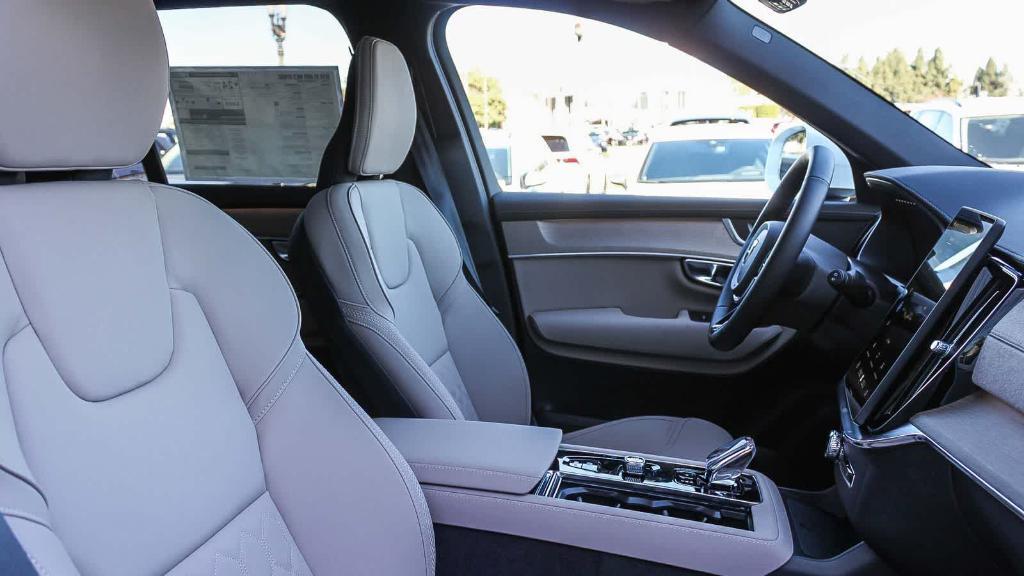 new 2026 Volvo XC90 car, priced at $59,613