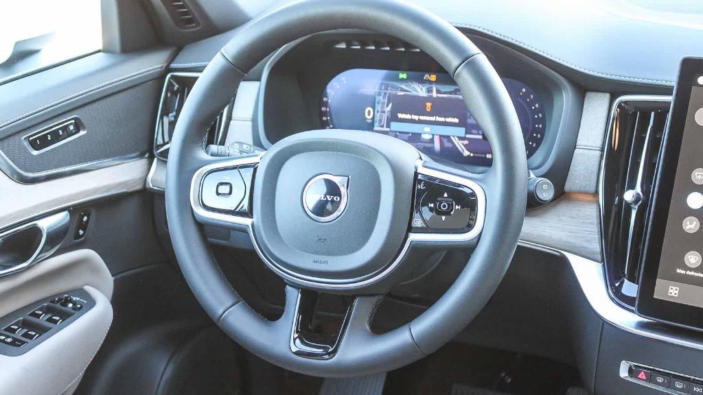 new 2026 Volvo XC90 car, priced at $59,613