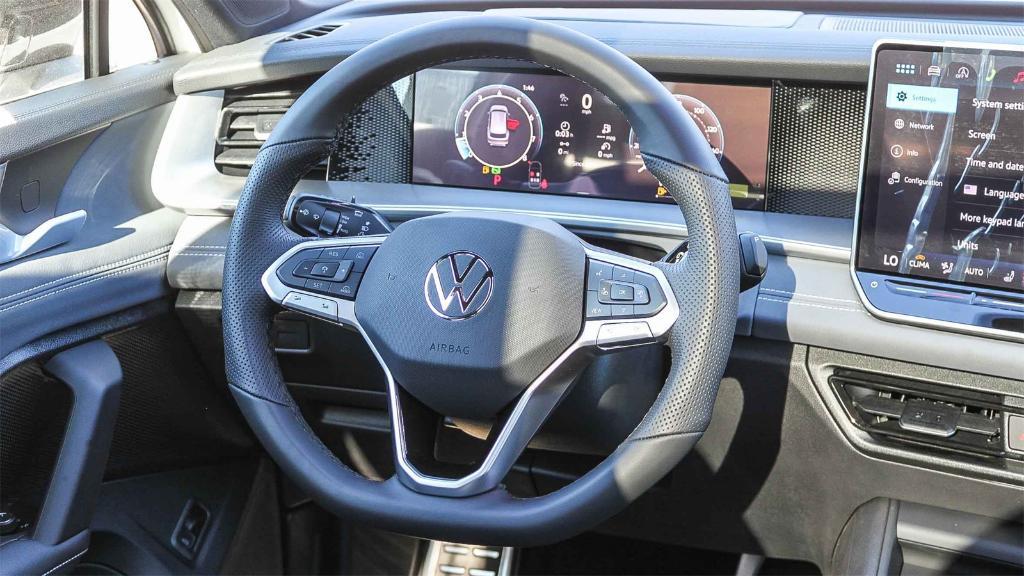 new 2026 Volkswagen Tiguan car, priced at $39,062