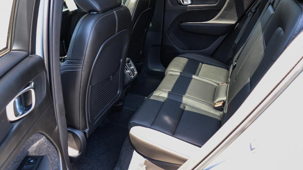 new 2025 Volvo XC40 car, priced at $41,065