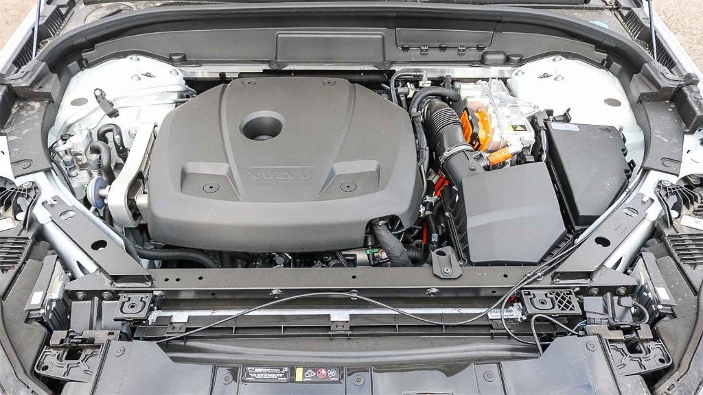 new 2026 Volvo XC60 Plug-In Hybrid car, priced at $68,115