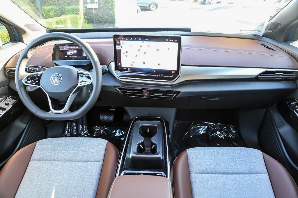 new 2025 Volkswagen ID.4 car, priced at $36,771