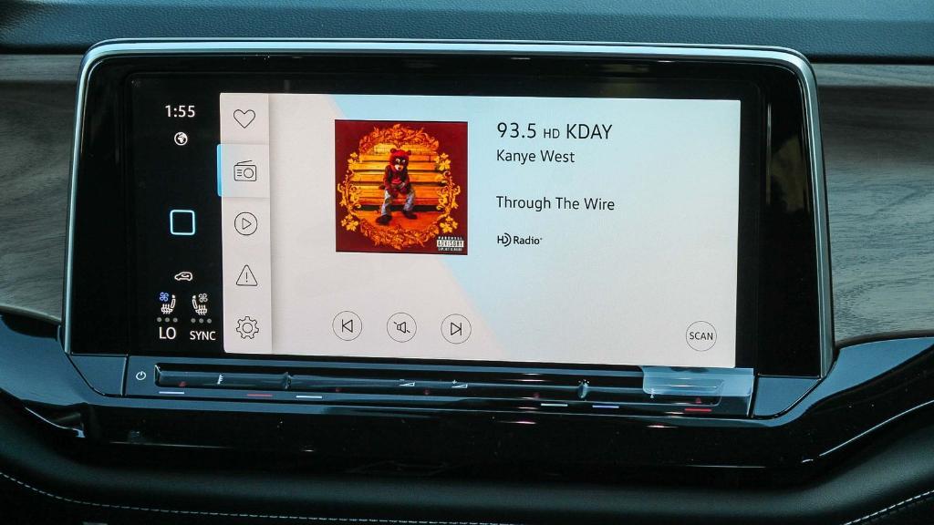 new 2026 Volkswagen Atlas car, priced at $48,524