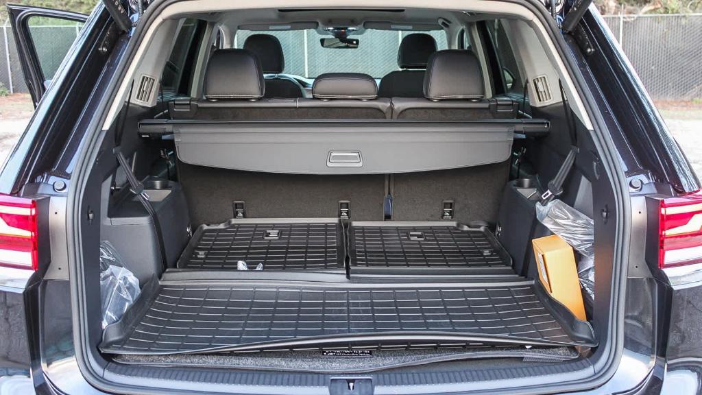 new 2026 Volkswagen Atlas car, priced at $44,779