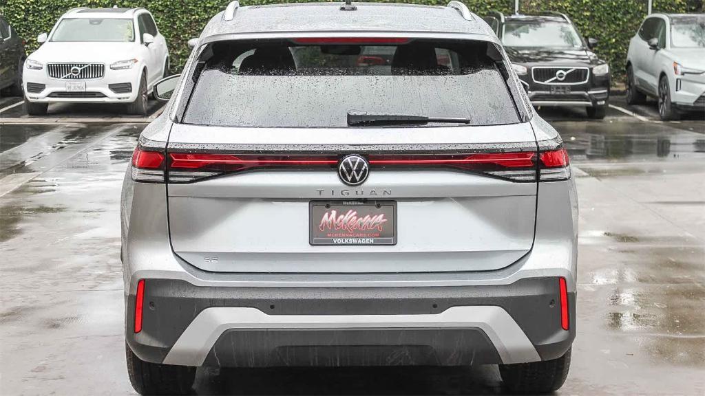 new 2026 Volkswagen Tiguan car, priced at $35,992
