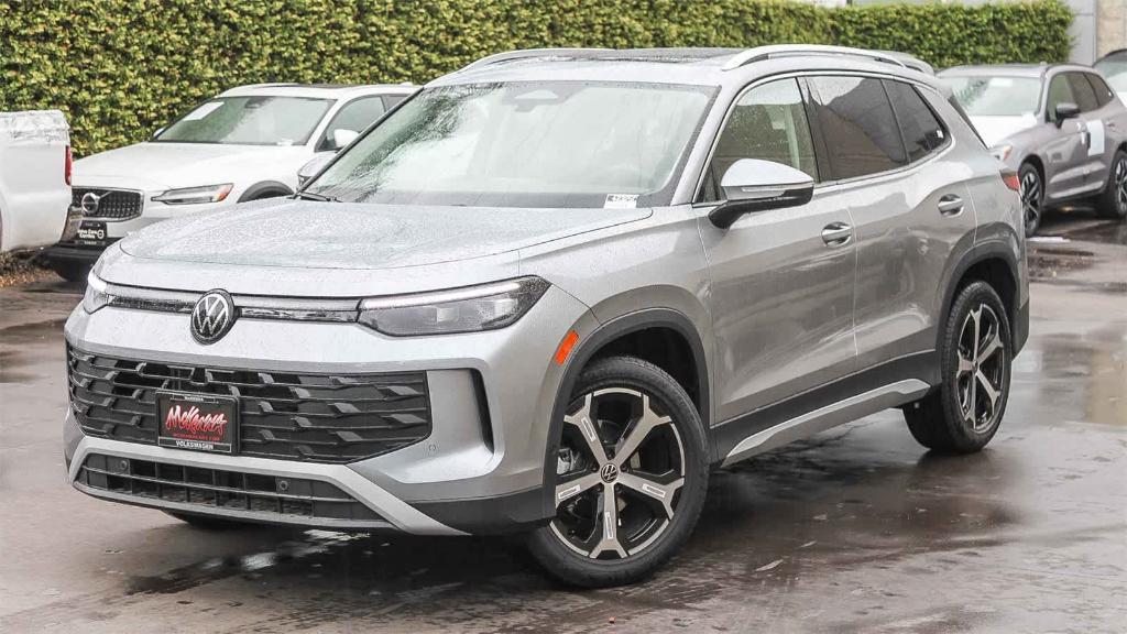 new 2026 Volkswagen Tiguan car, priced at $35,992